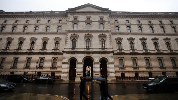 Nuove Sanzioni Britanniche Con