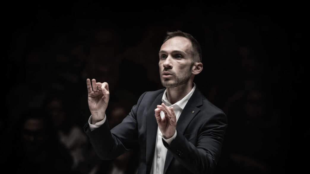 Orazio Sciortino Presenta Maxi