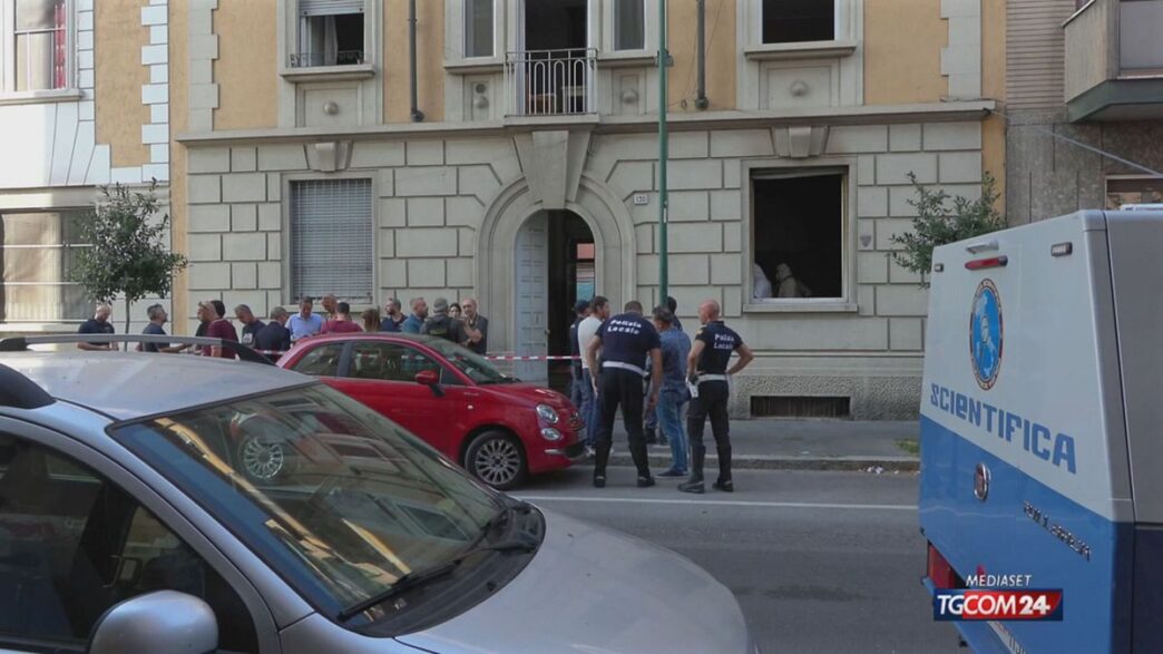 Otto Coltellate E Un Incendio