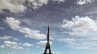Parigi Chiude La Torre Eiffel