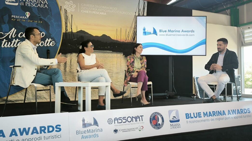 Pecara2C Blue Marina Awards E L