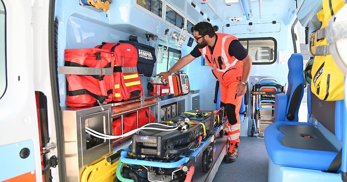 Pensionato Precipita Mentre Pi