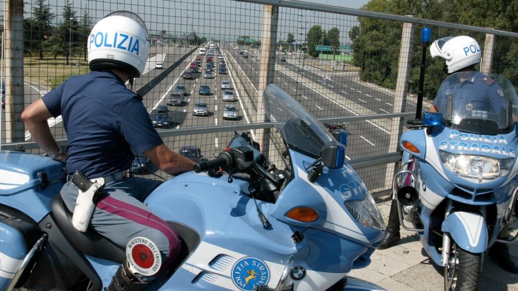 Poliziotti Di Trieste Sotto St