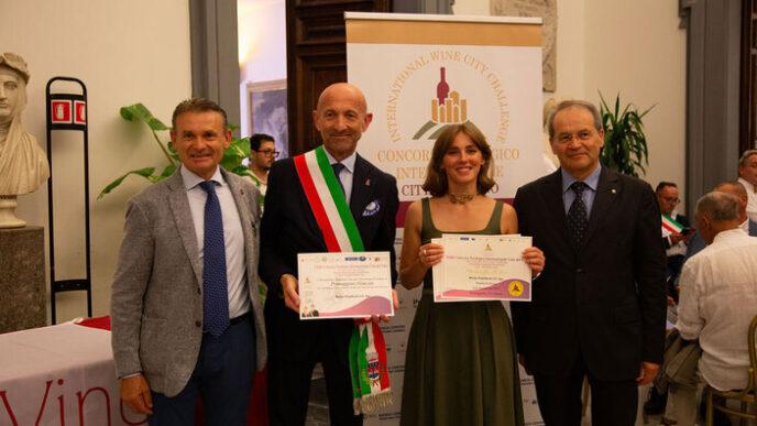 Premi A Stajnbech In Campidogl