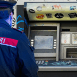 Rapina Con Pistola Al Bancomat A Chiavazza Di Biella: Indagini In Corso Dopo Il Colpo Di Venerdì Sera