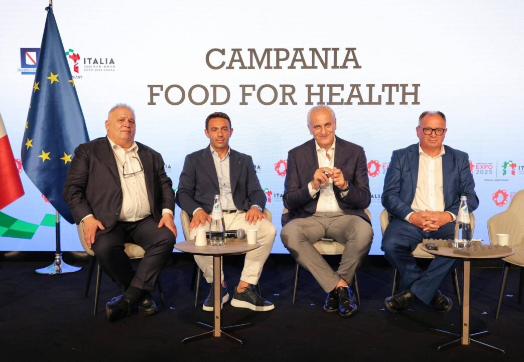 Regione Campania Presenta Alla