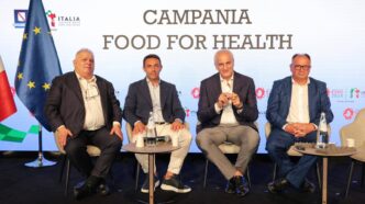 Regione Campania Presenta Alla