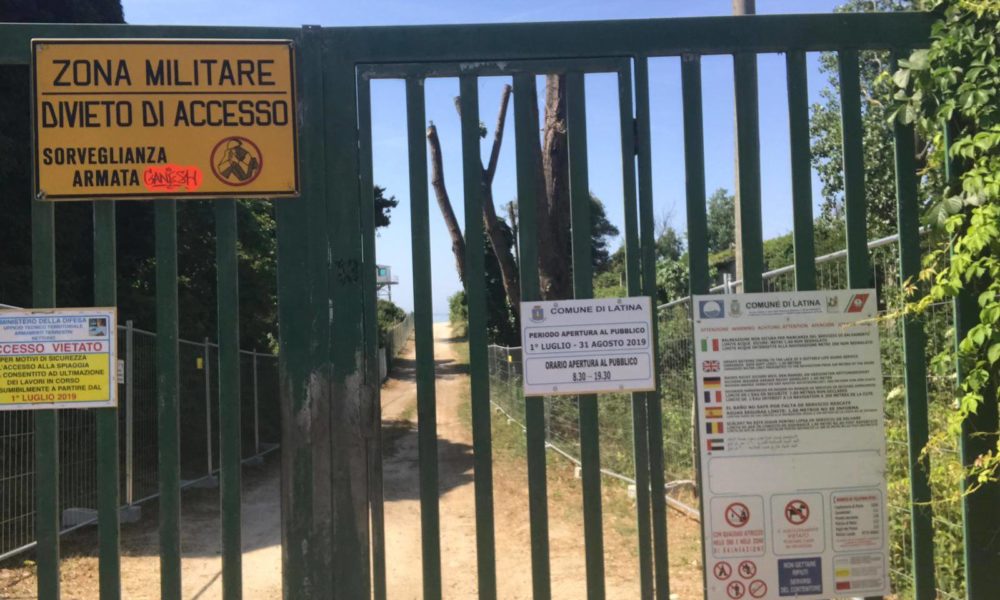 Riapertura Della Spiaggia Di V