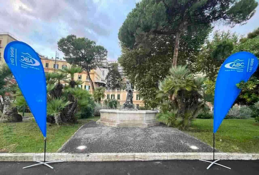 Rinascita Della Fontana Del Ma
