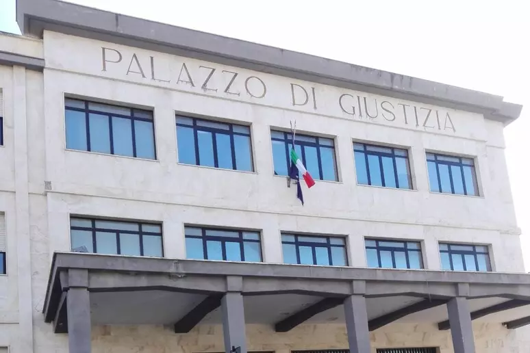 Riunione Del Preconsiglio A Le28099