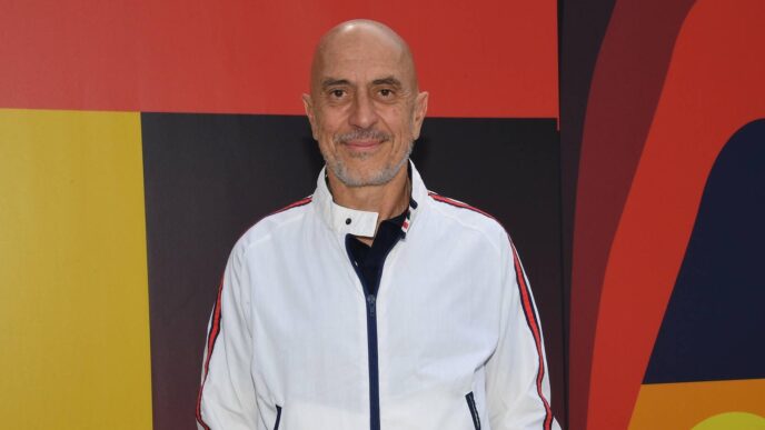 Roberto Ciufoli Racconta La Lo