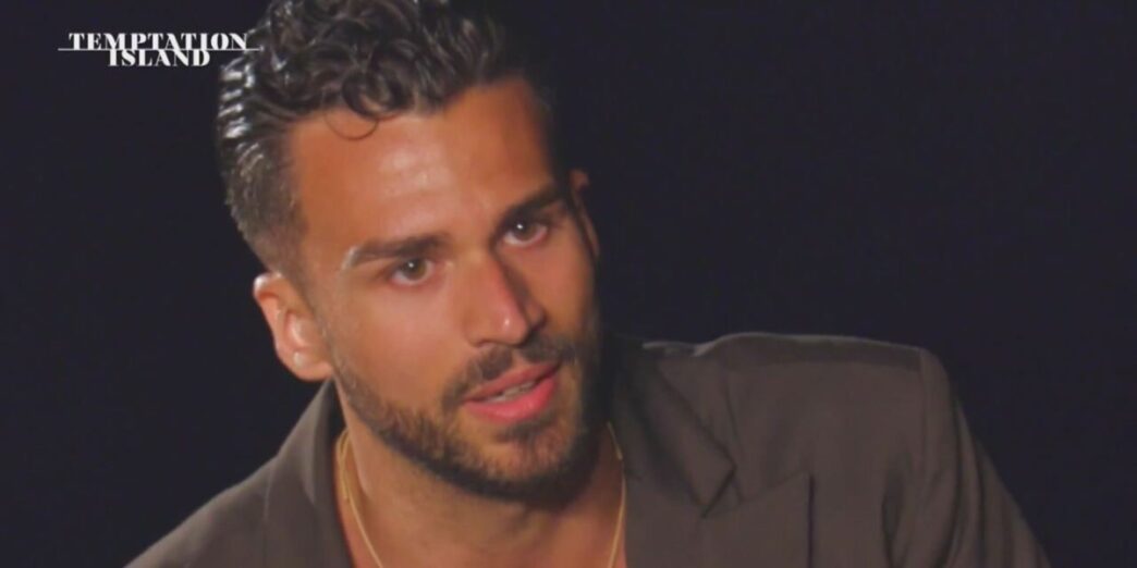 Rosario A Temptation Island 20