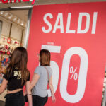 Saldi Estivi 2025 In Calabria: Vendite In Crescita Con 140 Milioni Di Euro Stimati E Preferenza Per Negozi Fisici