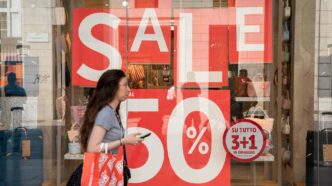 Saldi Estivi 2025 In Italia3A P