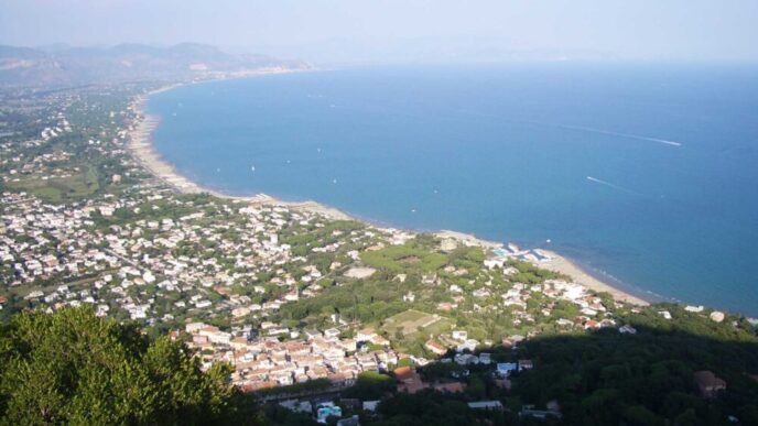 San Felice Circeo Stabilisce R