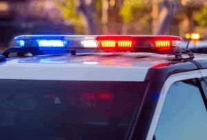 Fondi, barista pestata dopo una lite: aggressori in fuga, è caccia ai responsabili