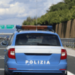 Terracina, Aggredisce I Poliziotti Con Un Bastone Durante Una Lite Tra Vicini: Arrestato
