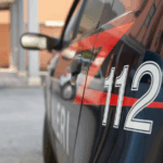 Ostia, Uomo Nudo Sul Lungomare Lancia Sassi Contro I Passanti: Fermato Dai Carabinieri