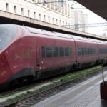 Sospesa La Circolazione Ferroviaria Sulla Linea Roma-Firenze Tra Roma Tiburtina E Settebagni Per Incendio