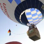 Spettacolo Di Mongolfiere Colorate Nel Cielo Di Chambley-Bussières Apre Il Festival Envol