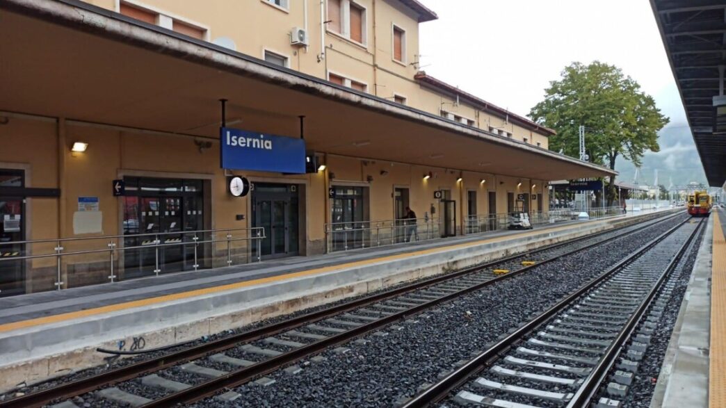 Stop Ai Treni Tra Isernia E Ro