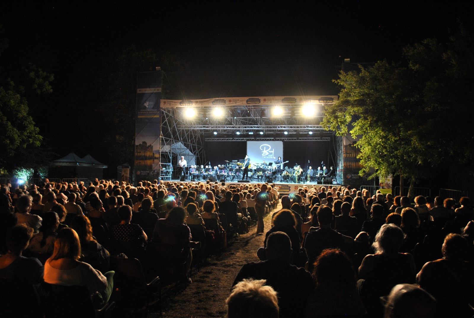 Successo Della B And Orchestra