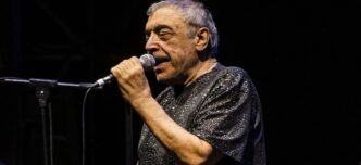 Successo Di Nino Frassica E I