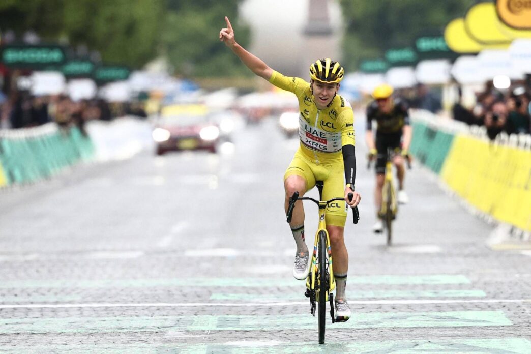 Tadej Pogacar Vince Il Tour De
