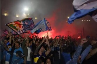 Tensione Durante I Festeggiame