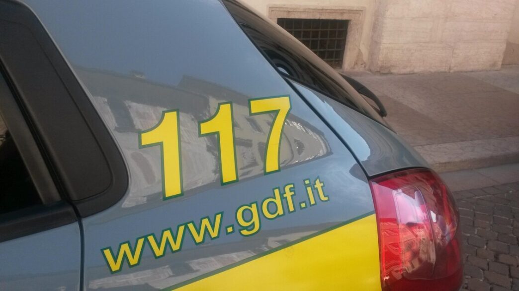Traffico Di Droga Con Pacchi F