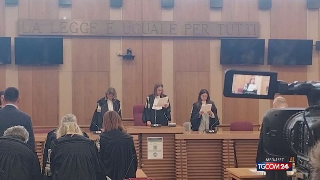 Tre Condanne E Undici Assoluzi