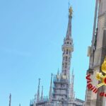 Turista Cinese Soccorsa Sulla Terrazza Del Duomo Di Milano Per Malore Legato Al Caldo Intenso