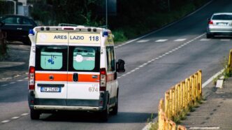 Una Donna Incinta E Il Marito
