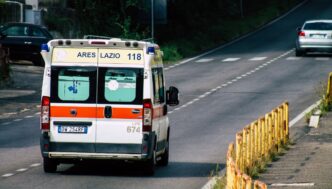 Una Donna Incinta E Il Marito