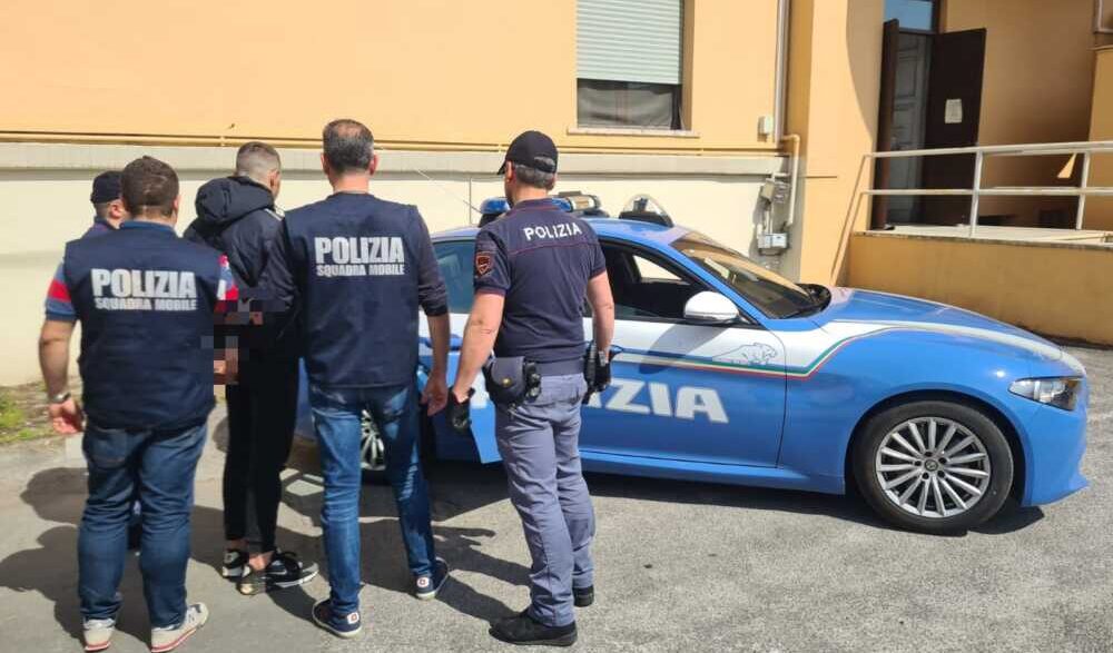 Uomo Arrestato A Linate Per Ma
