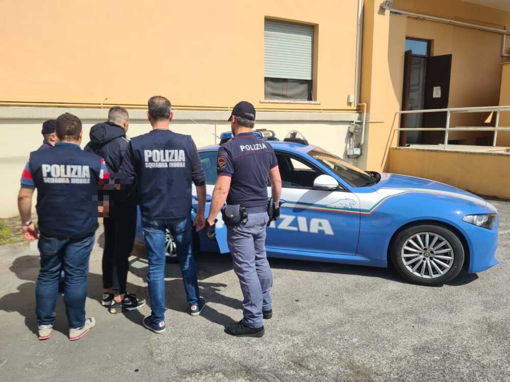 Uomo Arrestato A Linate Per Ma
