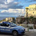 Uomo Arrestato A Napoli Dopo Tentativo Di Fuga E Aggressione Agli Agenti Durante Un Furto In Piazza Garibaldi
