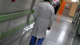 Uomo Di Cisterna Di Latina Dic