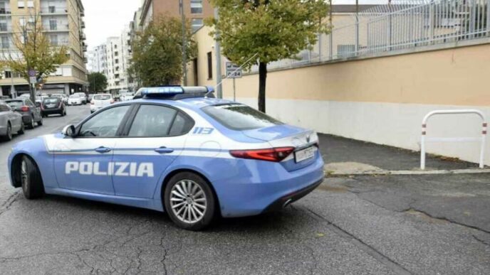Uomo Ferito Tenta Di Forzare A
