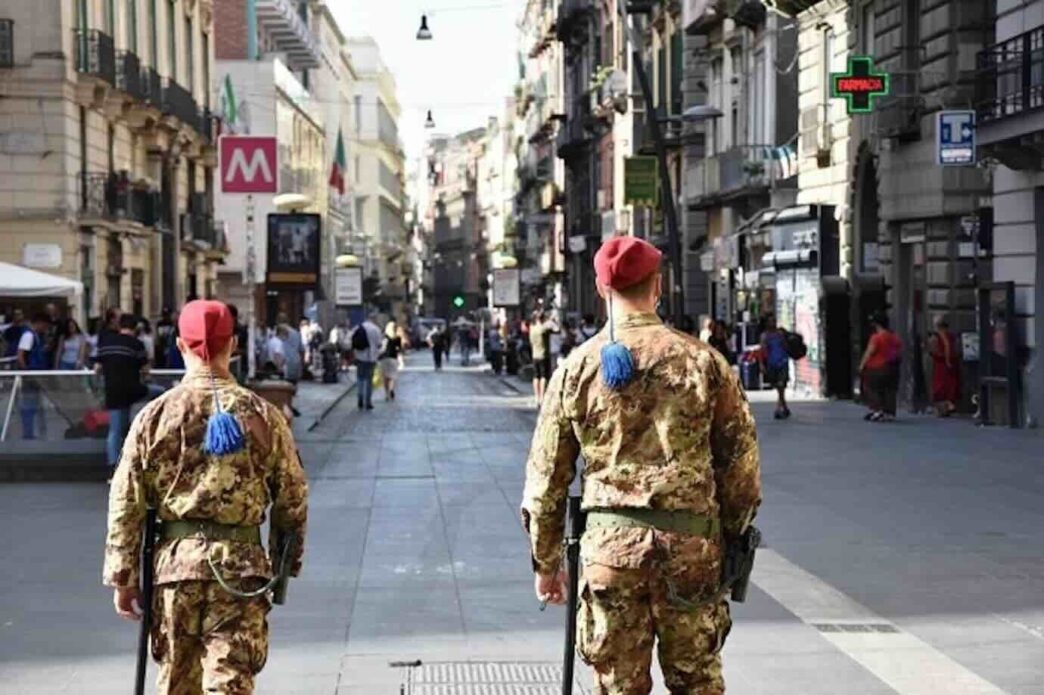Uomo Polacco Arrestato A Napol
