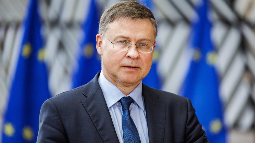 Valdis Dombrovskis Conferma Ne