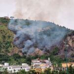 Vasto Incendio Boschivo Colpisce La Collina Dei Camaldoli A Napoli, Mobilitazione Dei Soccorsi In Corso