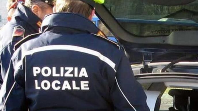 Violento Scontro Tra Due Auto
