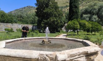 A Ninfa Riapre Le28099Hortus Conclu