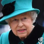 A Buckingham Palace Una Mostra Dedicata Allo Stile Di Queen Elisabetta Ii Con Oltre 200 Pezzi Esposti