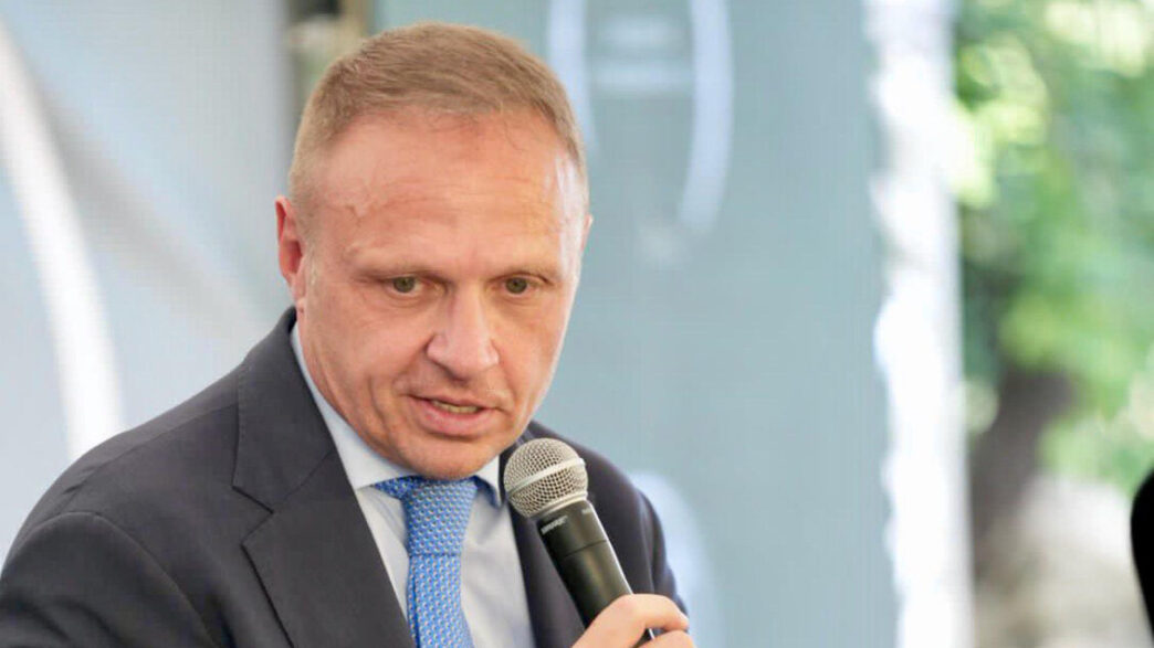 Il Ministro Lollobrigida Sping