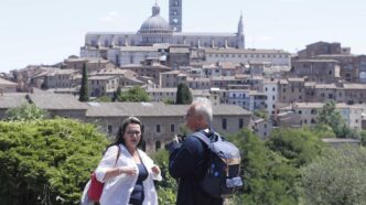 Il Turismo A Siena Registra Un