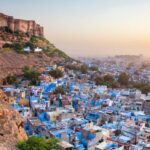 Le Città Più Colorate Del Mondo: Da Burano A Chefchaouen, Luoghi Dove Il Colore Racconta La Cultura