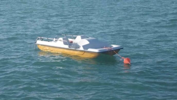 Tre Giovani Salvati Al Largo D