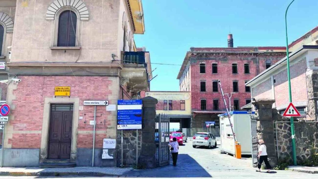 A Torre Del Greco Salvata Una